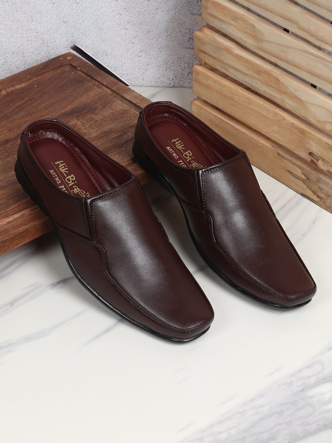 HikBi Men Anti-Skid Stability Leather Mules