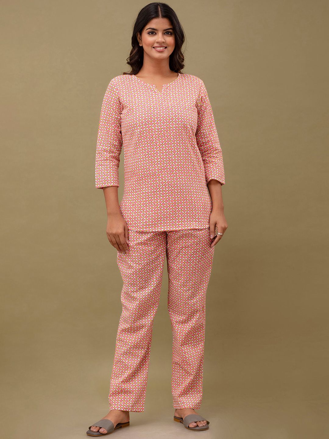 FERANOID Geometric Printed Pure Cotton Night suit