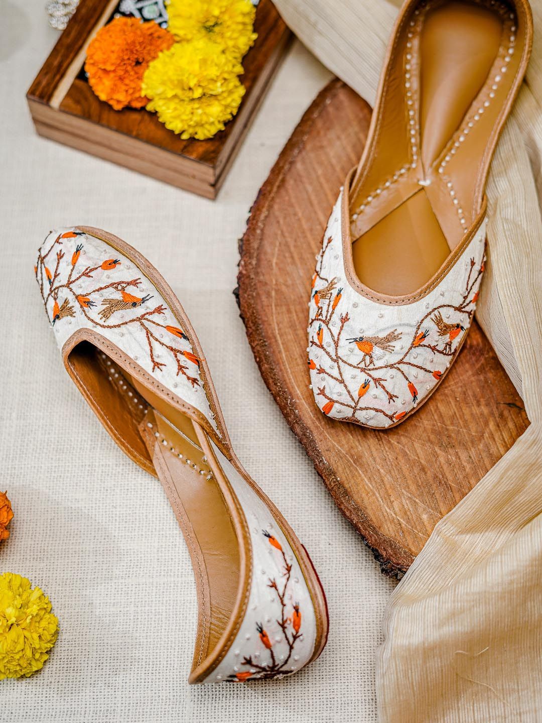 NR By Nidhi Rathi Cream Embellished Ethnic Mojaris Leather Flats