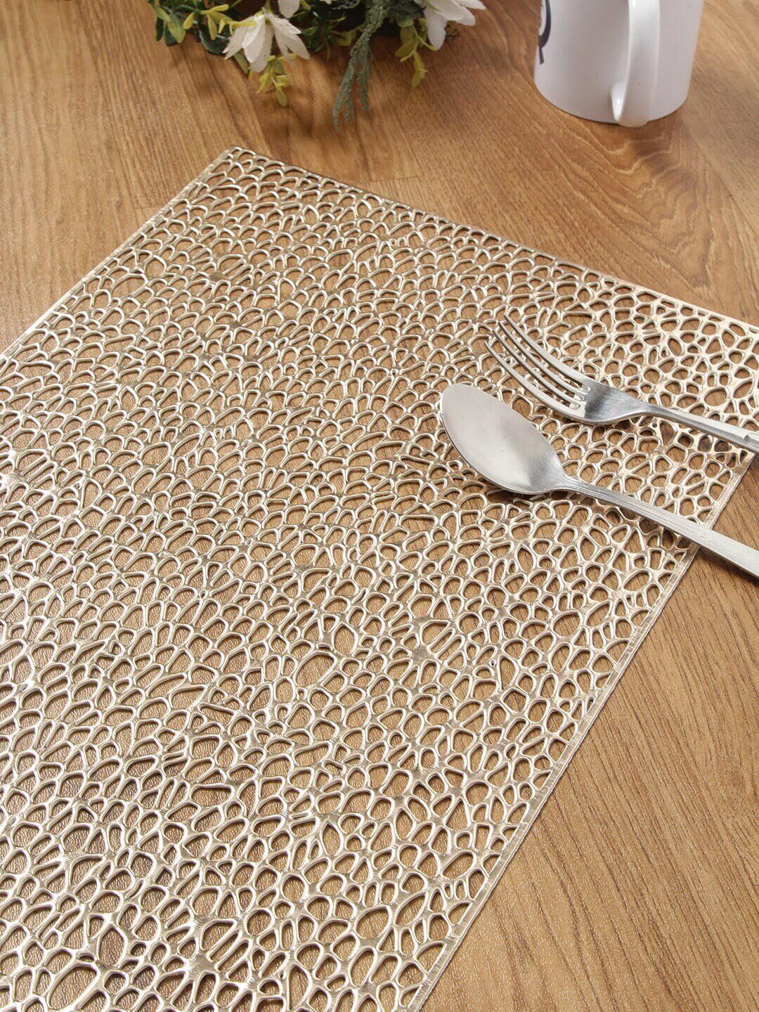 Dakshya Industries Gold Toned 6 Pieces Geometric Rectangle Table Placemats