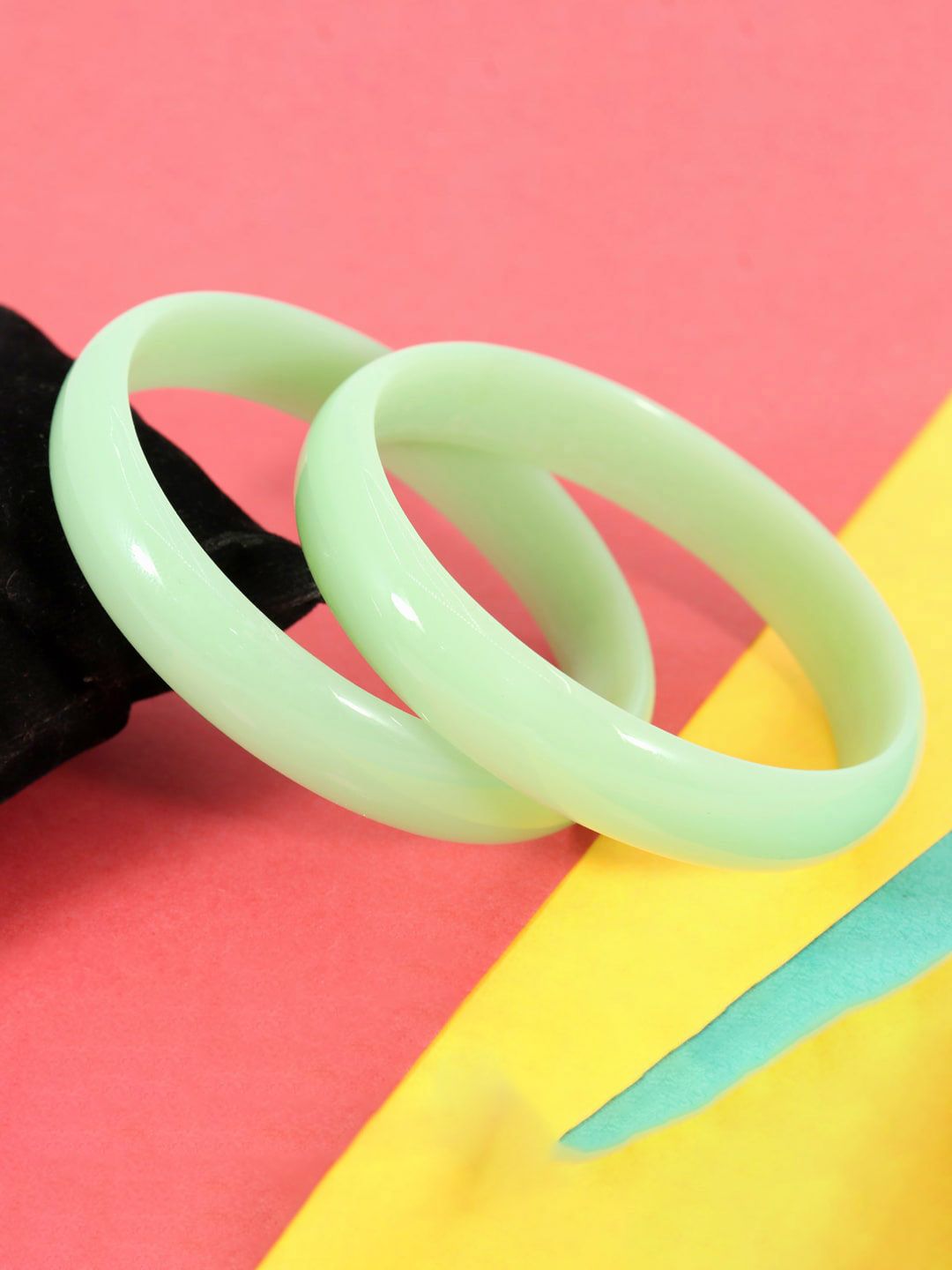 NMII Set Of 2 Simple Glass Kada Bangles