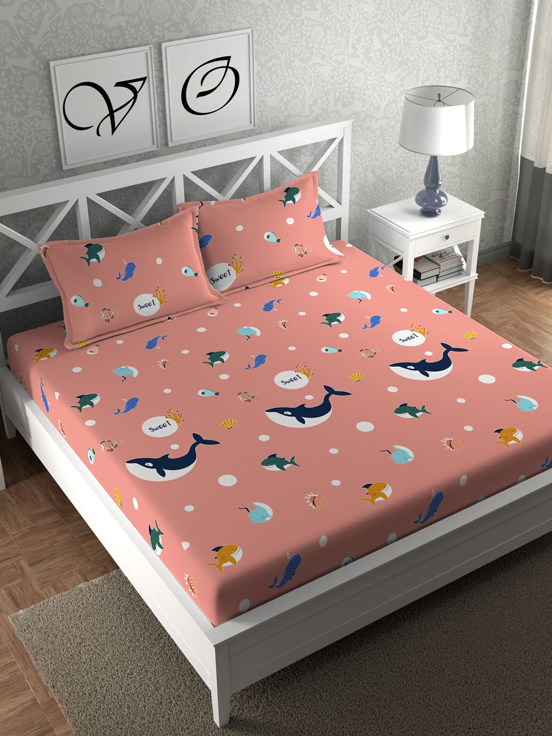 CHHAVI INDIA Pink Conversational Printed 210 TC Queen Bedsheet with 2 Pillow Covers