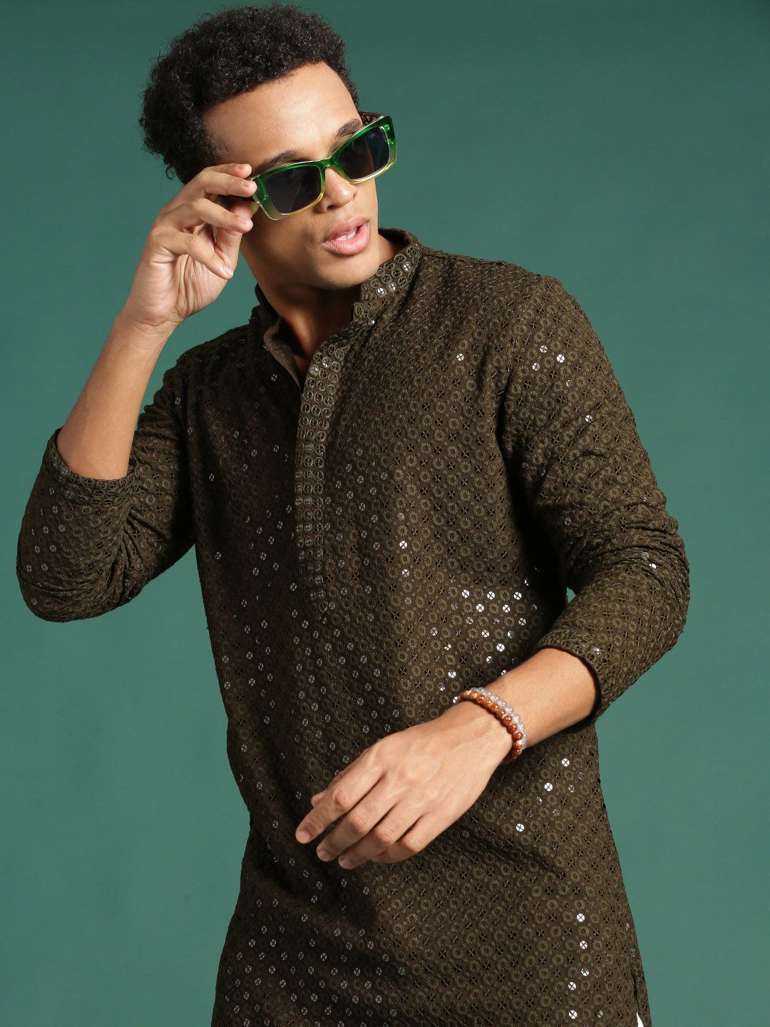 Sangria Floral Embroidered Sequinned Chikankari Cotton Kurta