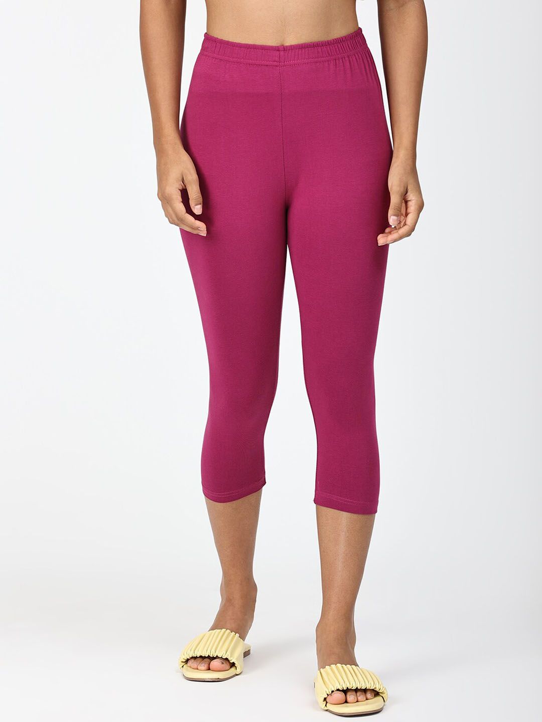 Robinbosky Stretchable Three-Fourth Length Leggings