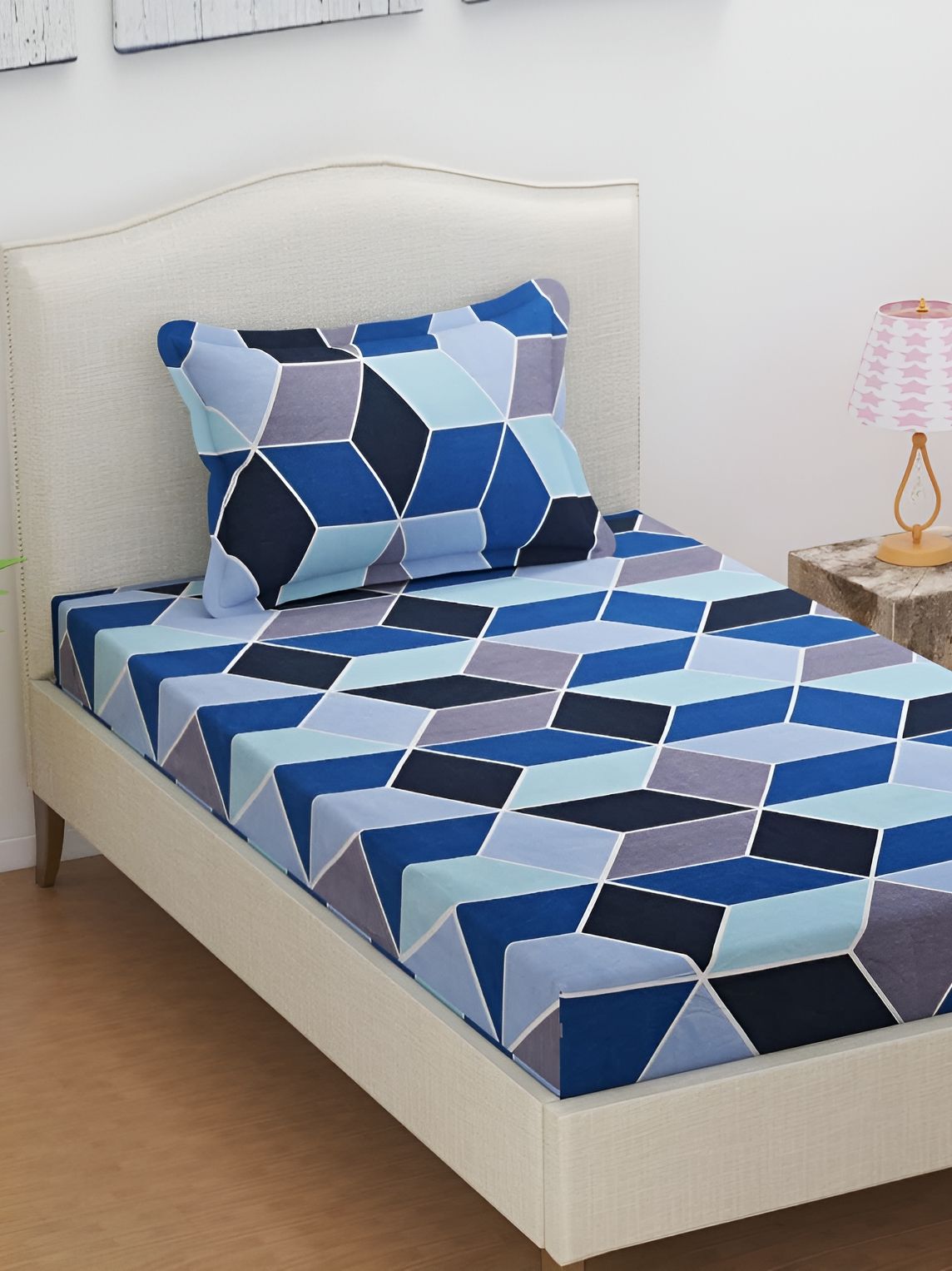 RRC White Geometric Microfiber 144 TC Single Bedsheet with a Pillow Cover-60 x 90 inches