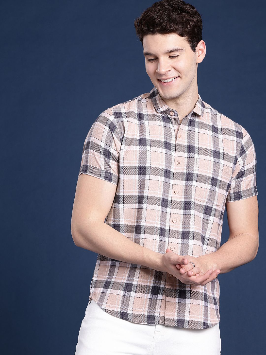 Mast & Harbour Men Slim Fit Checked Casual Shirt