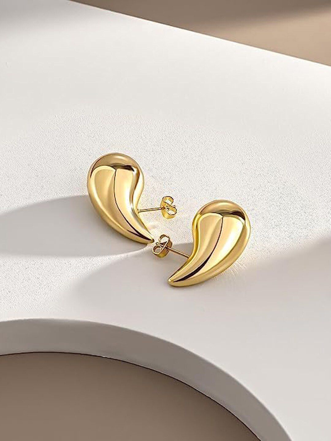 FIMBUL Gold-Plated Lightweight Teardrop Shaped Drop Earrings