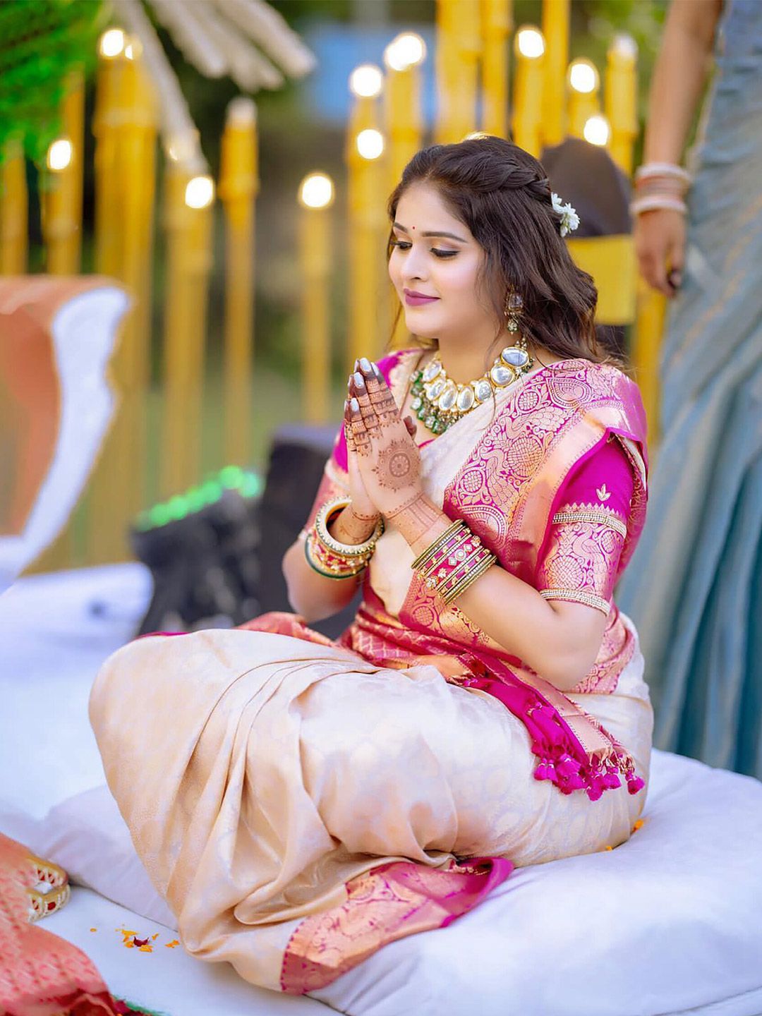 BerMondsey  Ethnic Motifs Woven Design Zari Banarasi Saree