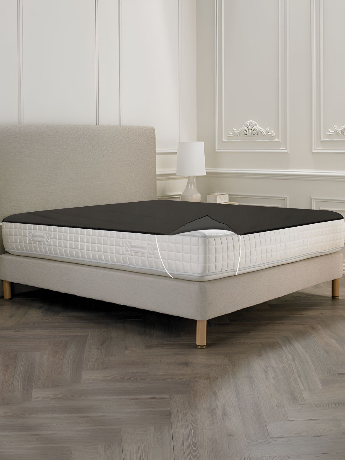 Stylista Grey Cotton Water Resistant Elastic Strap Mattress Protector