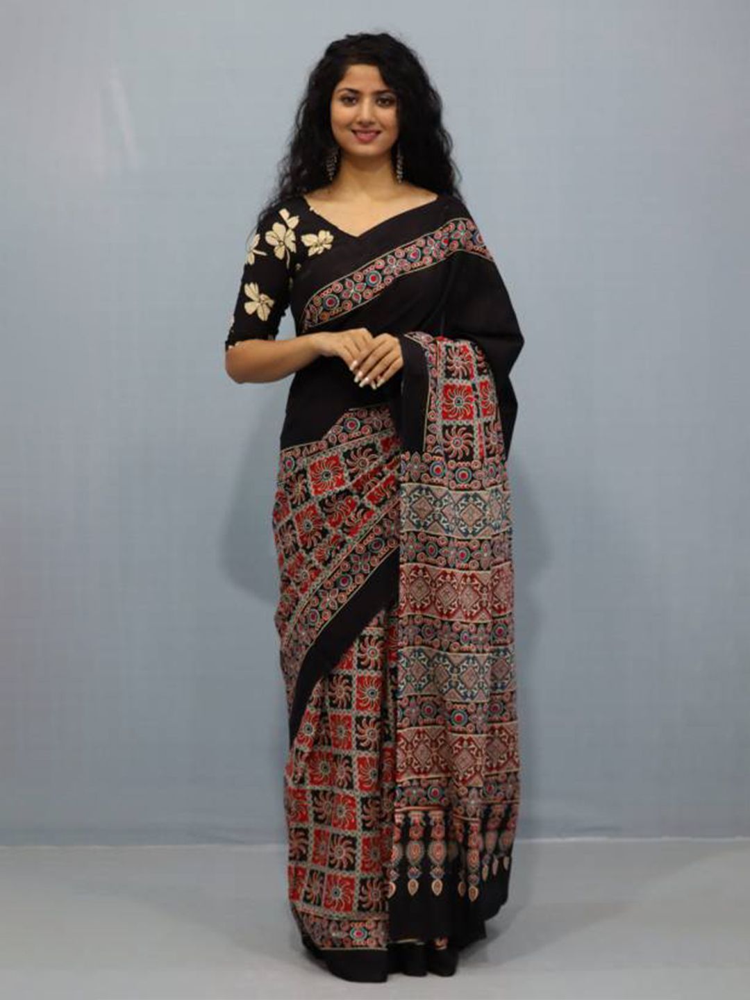 NIKHILAM Ethnic Motifs Printed Mulmul Cotton Bandhani Saree