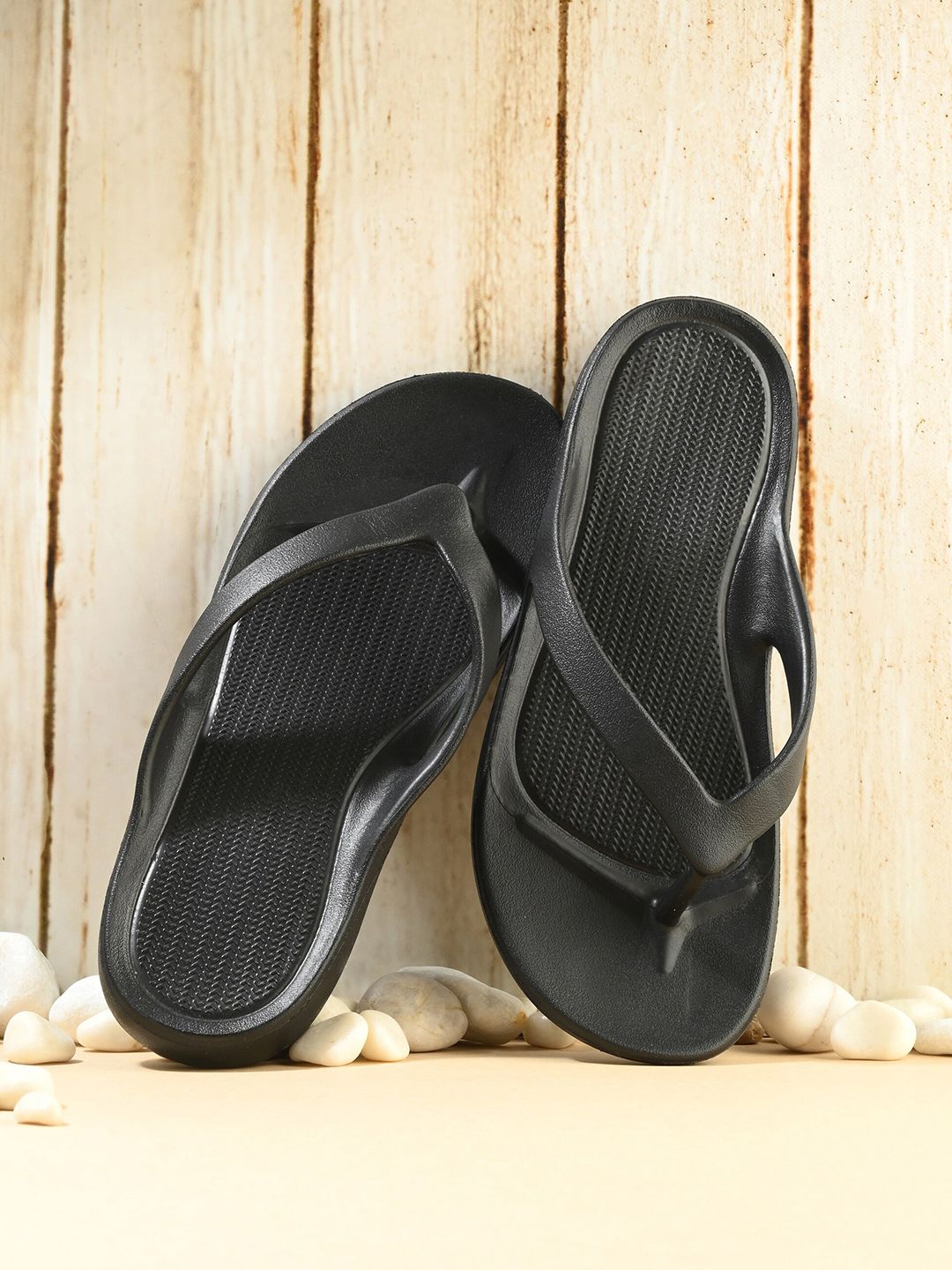 Layasa Women Self Design Lightweight Thong Flip-Flops