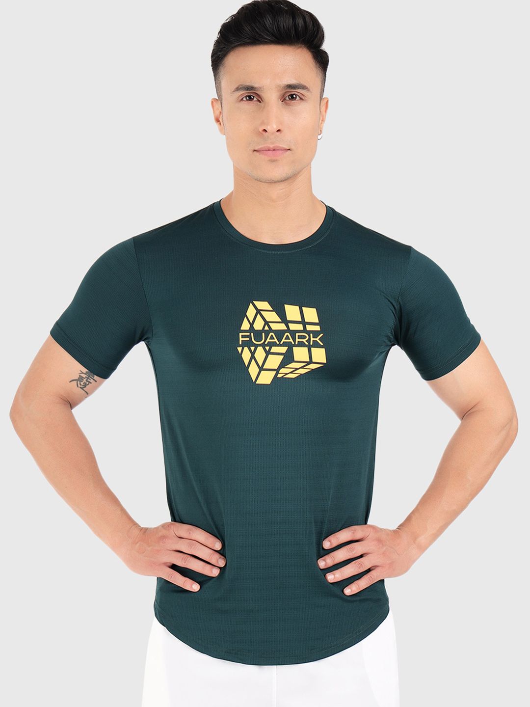 FUAARK Men Brand Logo Anti Odour Revolve Gym Tshirt Bottle Green Printed Slim Fit T-shirt