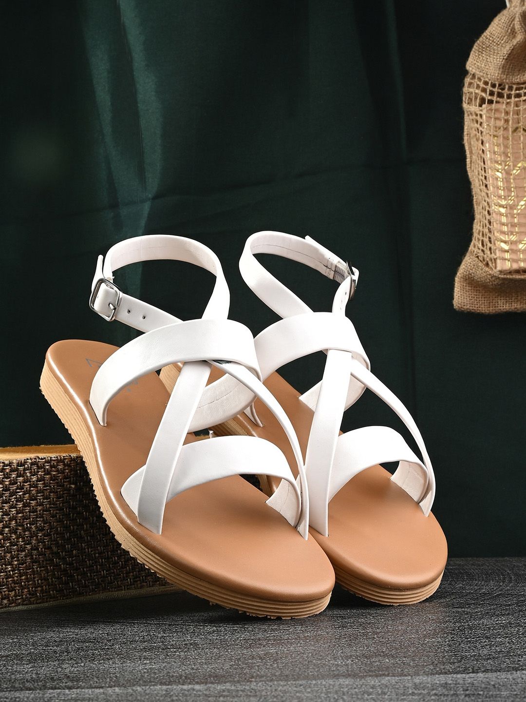 Zebba Women Synthetic Leather Open Toe Flats