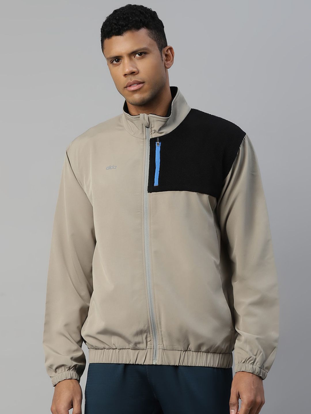 Buy DIDA Men Breathable Colorblock Dry-Fit Active Adventure