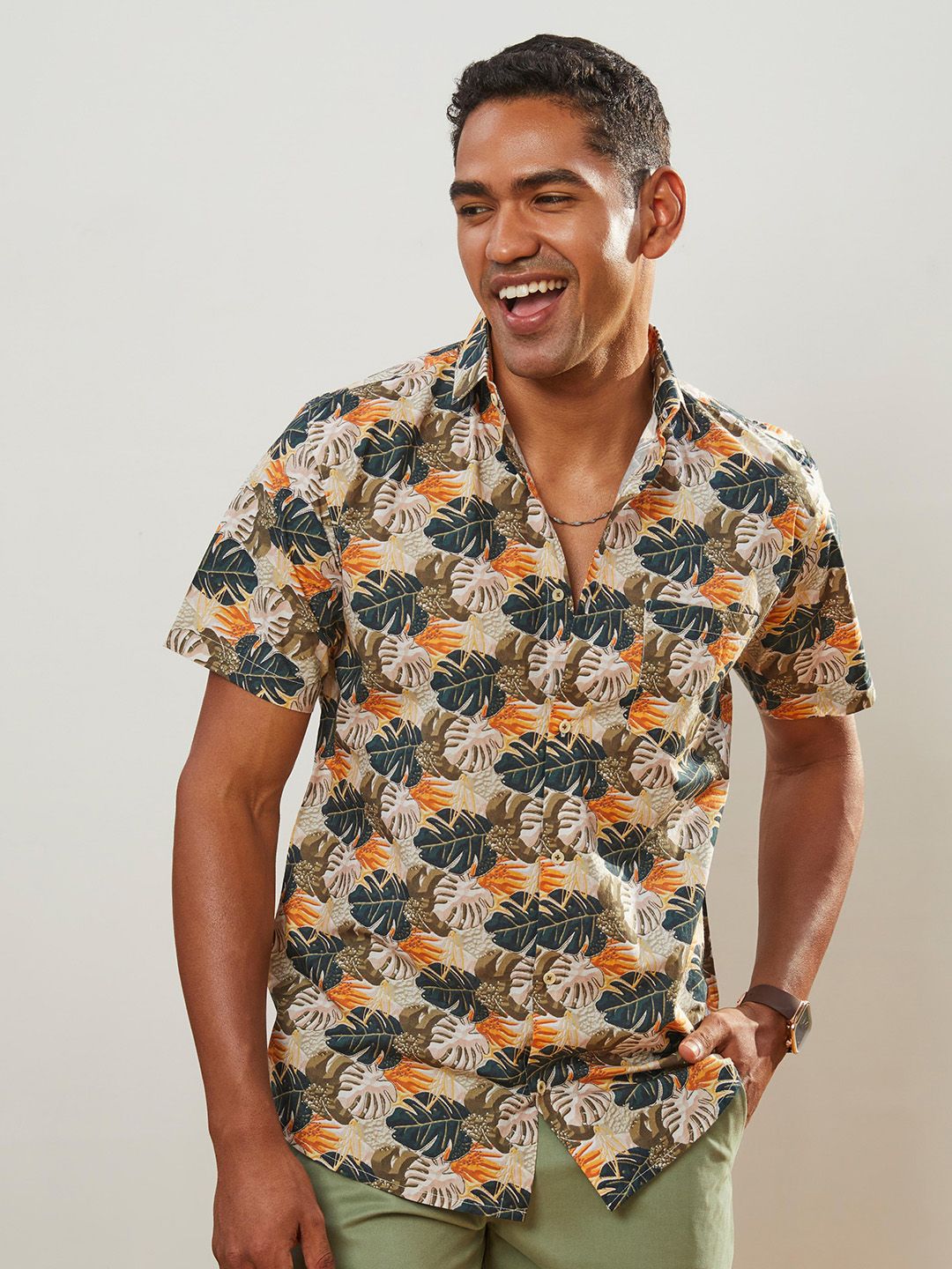 CMGE Relaxed Tropical Printed Spread Collar Short Sleeves Cotton Casual Shirt