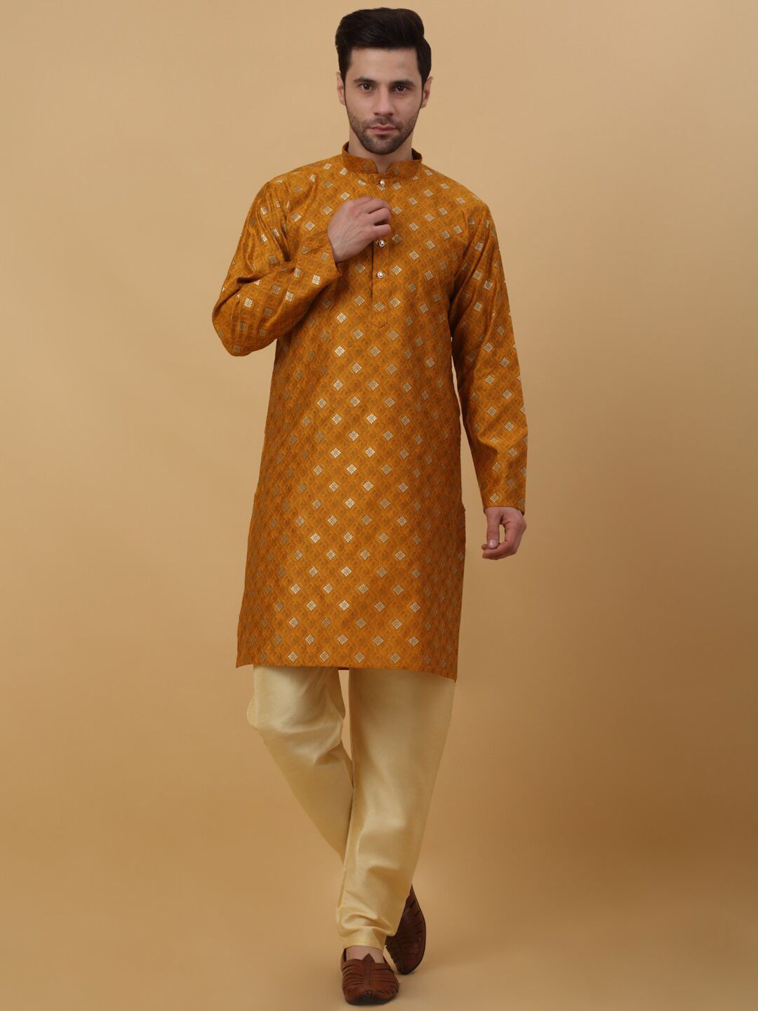 KRAFT INDIA Floral Regular Kurta with Churidar