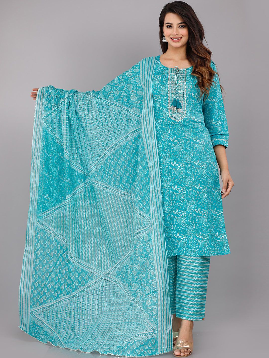 HIGHLIGHT FASHION EXPORT Floral Printed Straight Mirror Work Kurta With Trousers & Dupatta