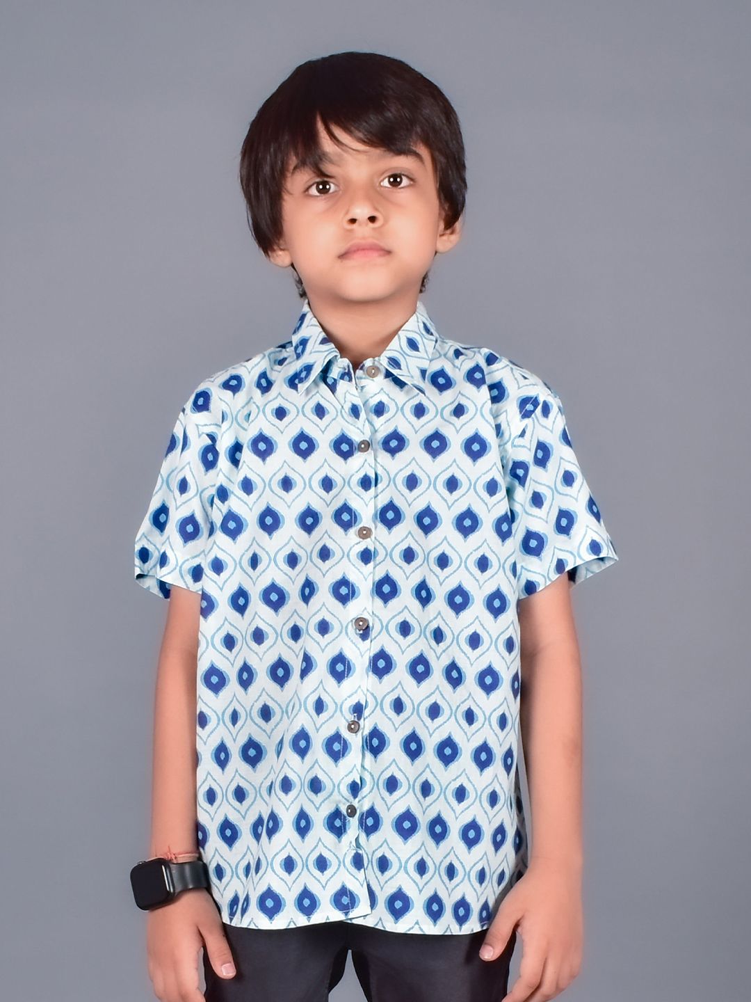 BAESD Boys Relaxed Sit Geometric Printed Spread Collar Short Sleeves Cotton