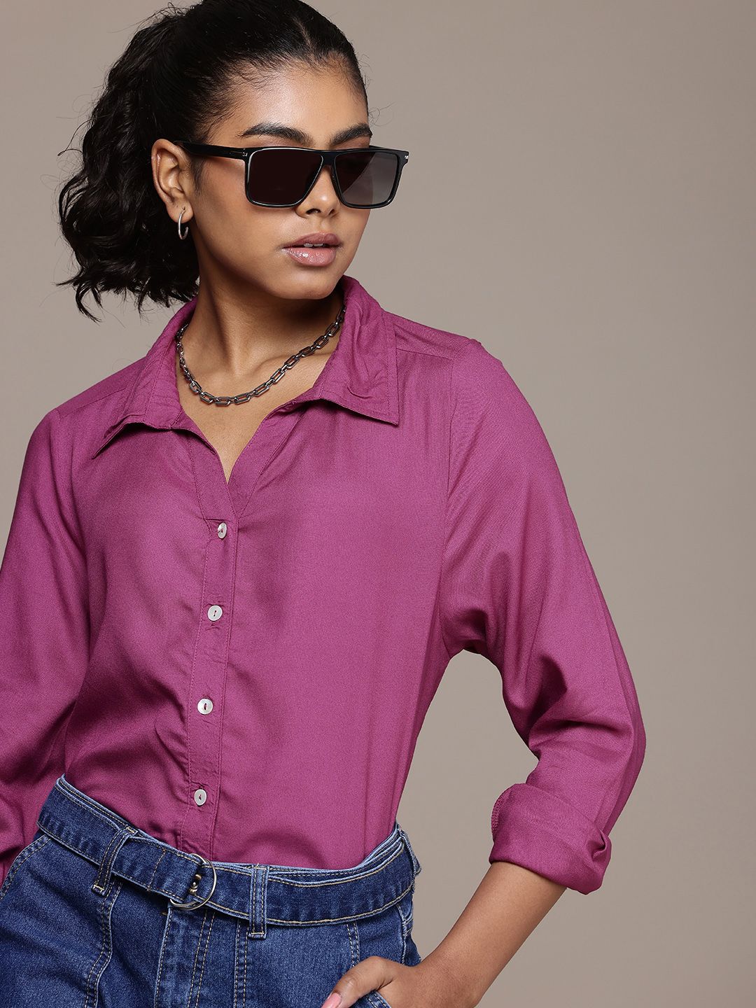 The Roadster Life Co. Spread Collar Casual Shirt