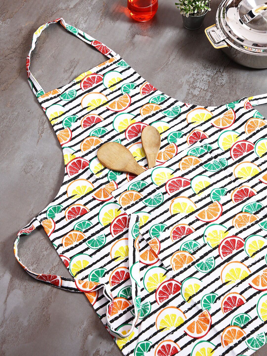 Soumya White & Red Printed Cotton Apron With Front Pocket