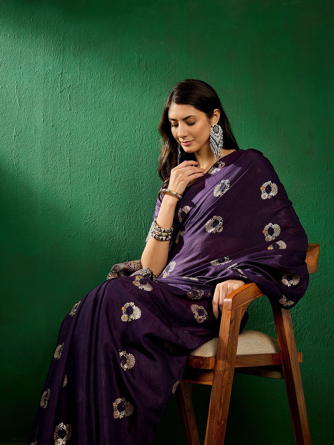 Sangria Ethnic Motifs Woven Design Sequined Banarasi Sarees