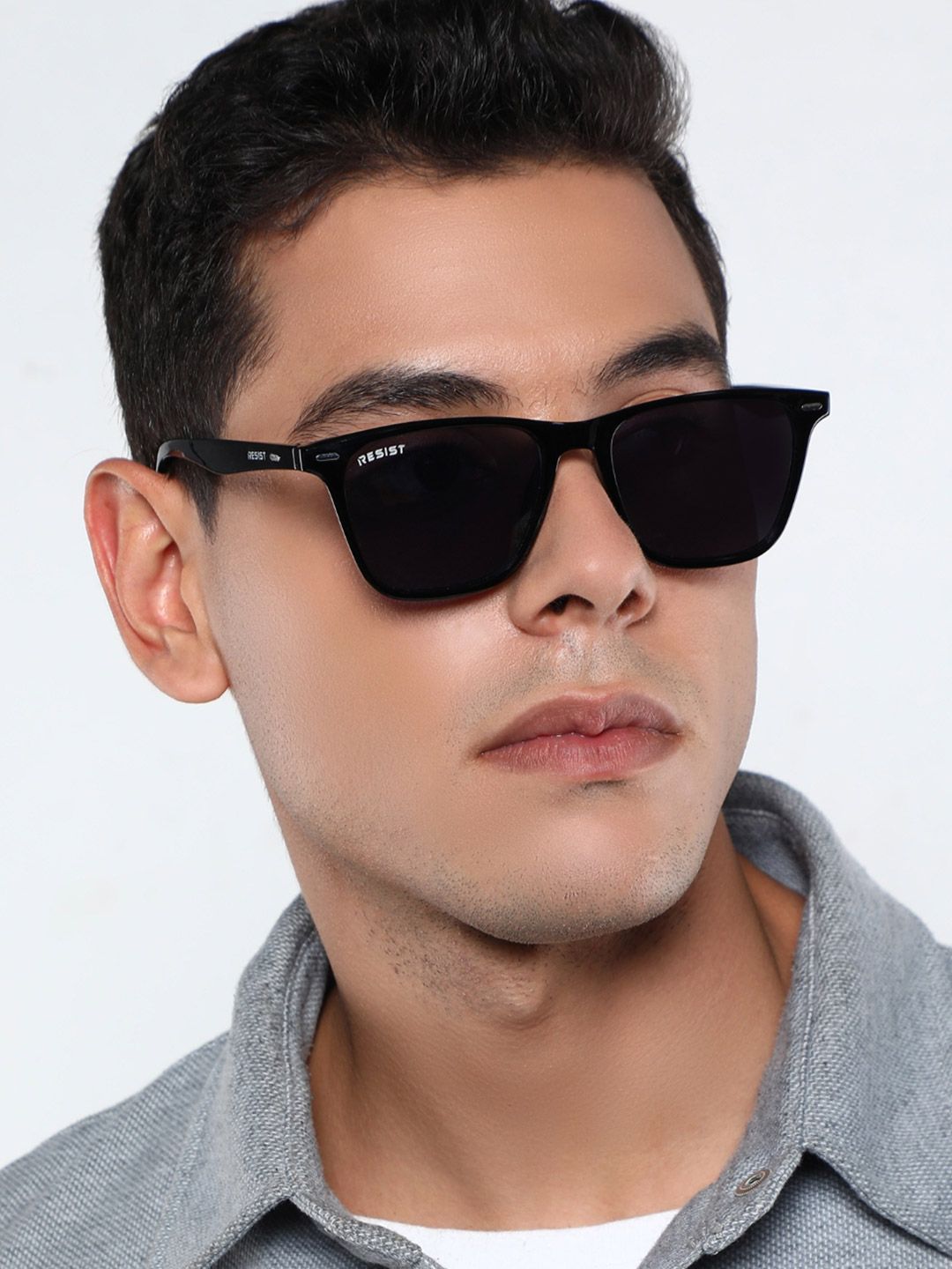 RESIST EYEWEAR UNISEX Black UV Protected Wayfarer Sunglasses