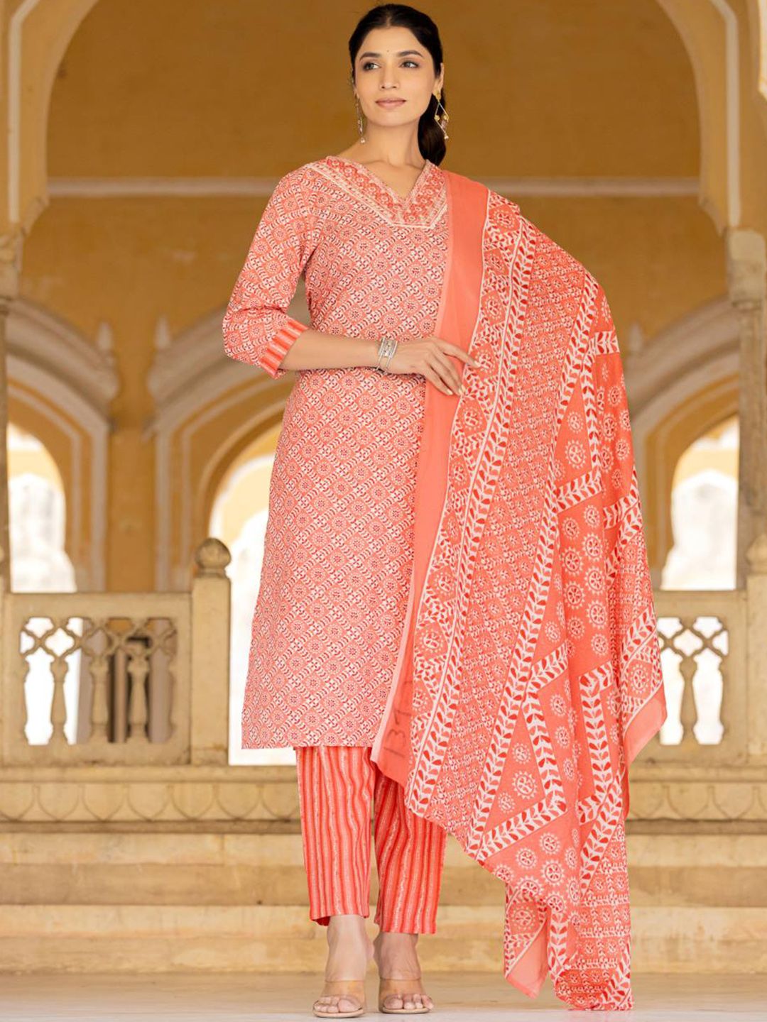 Varanga Ethnic Motifs Printed Regular Mirror Work Kurta with Trousers & With Dupatta