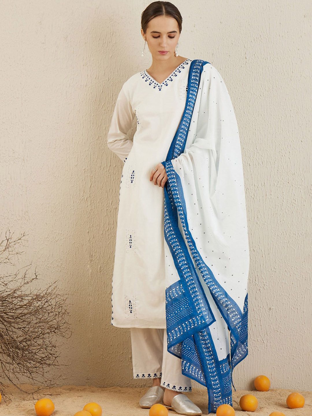 Ethnic Motifs Embroidered Thread Work Pure Cotton Kurta with Trousers & Dupatta 3