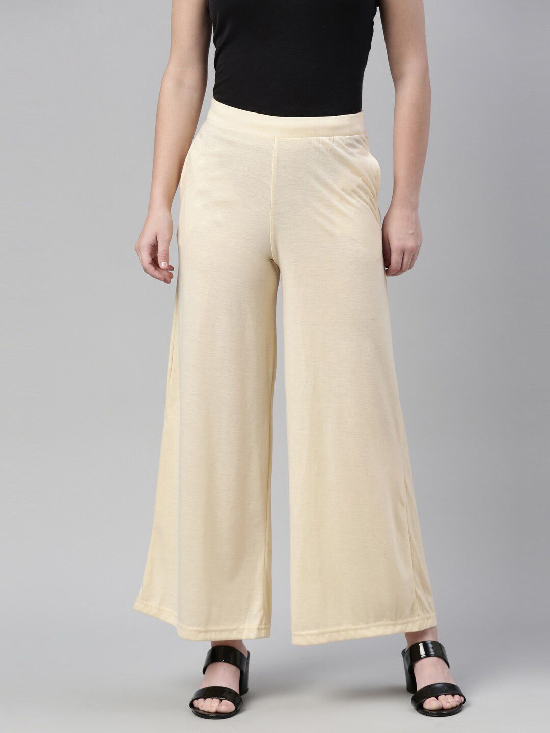 Souchii Women Knitted Straight Palazzos
