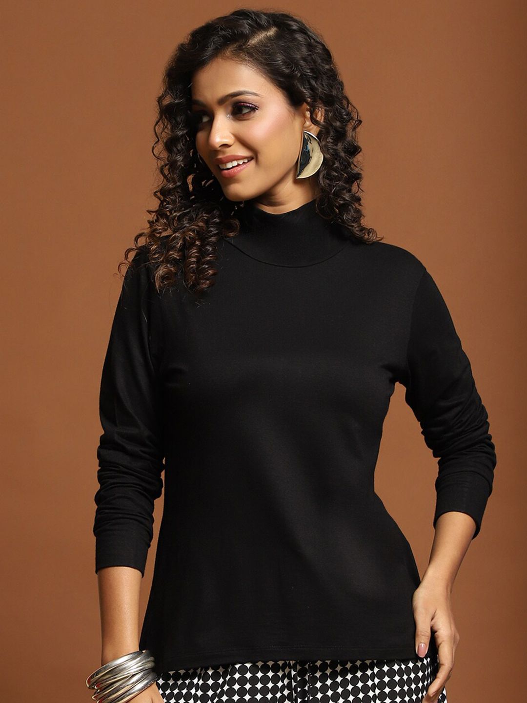 Baawri  Turtle Neck T-shirt