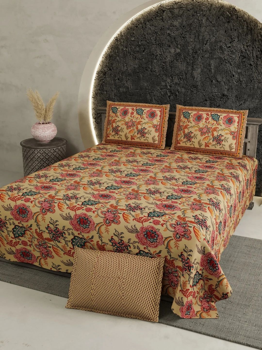 LIVING ROOTS Yellow Floral Cotton 300 TC Super King Fine Bedsheet with 2 Pillow Covers-103 x 103 inches