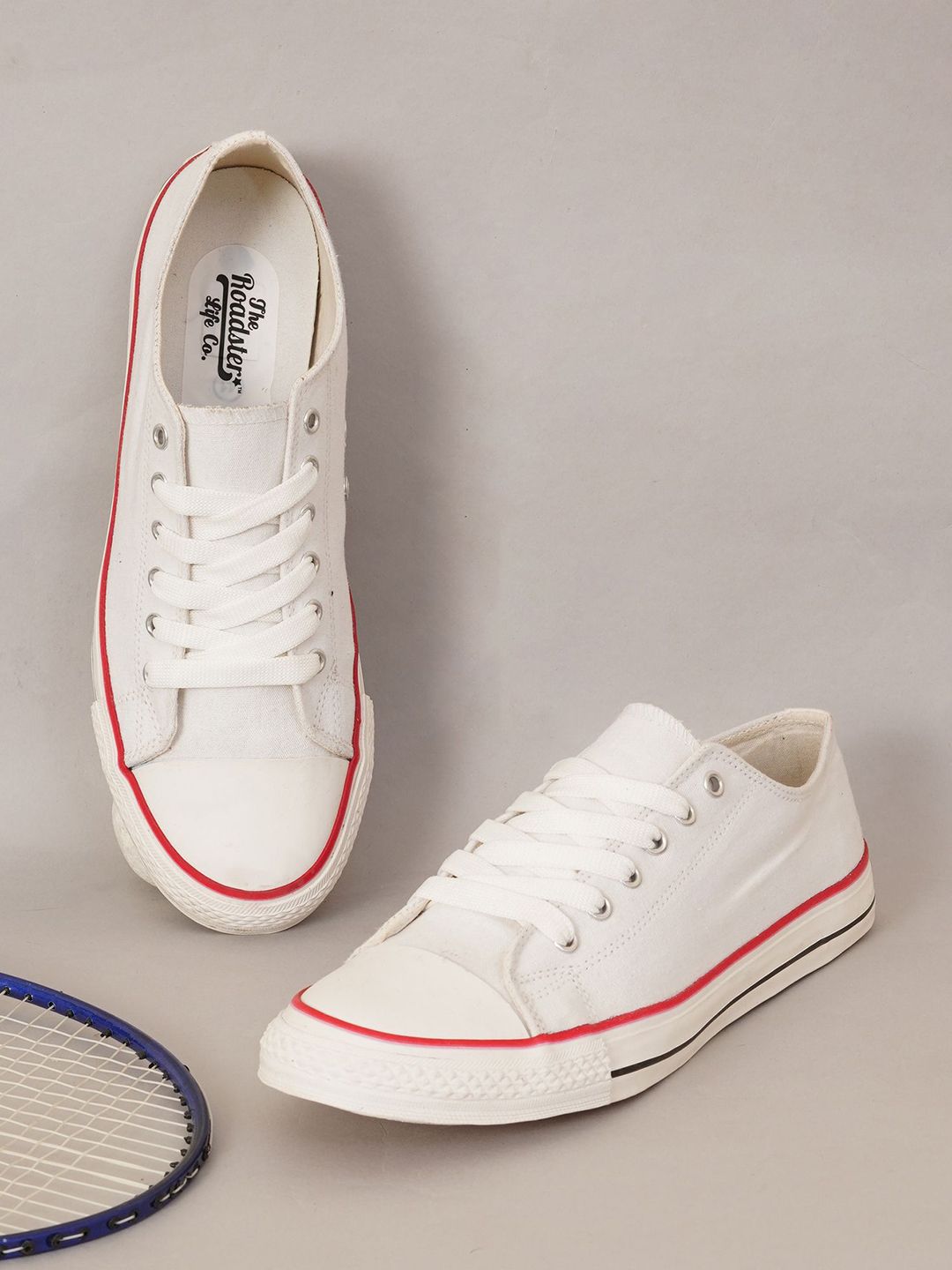 The Roadster Lifestyle Co Women Canvas Casual Sneakers