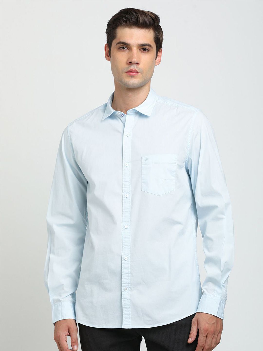 Turtle Relaxed Slim Fit Spread Collar Cotton Casual Shirt