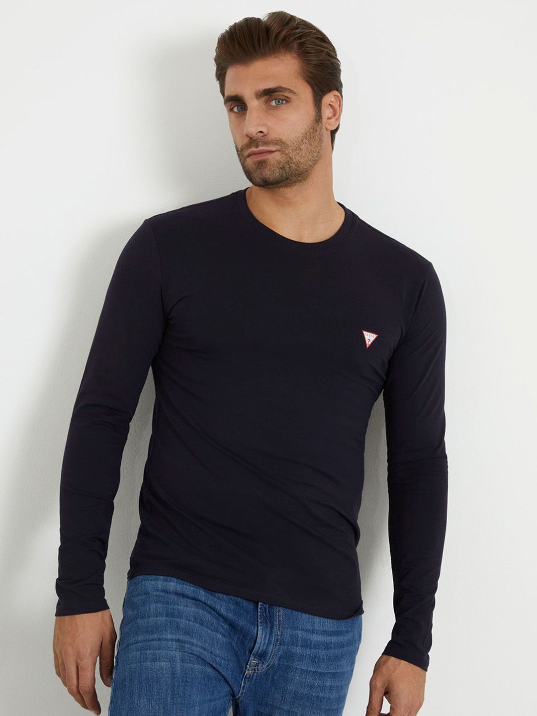 GUESS Men Brand Logo Round Neck Long Sleeves Slim Fit T-shirt