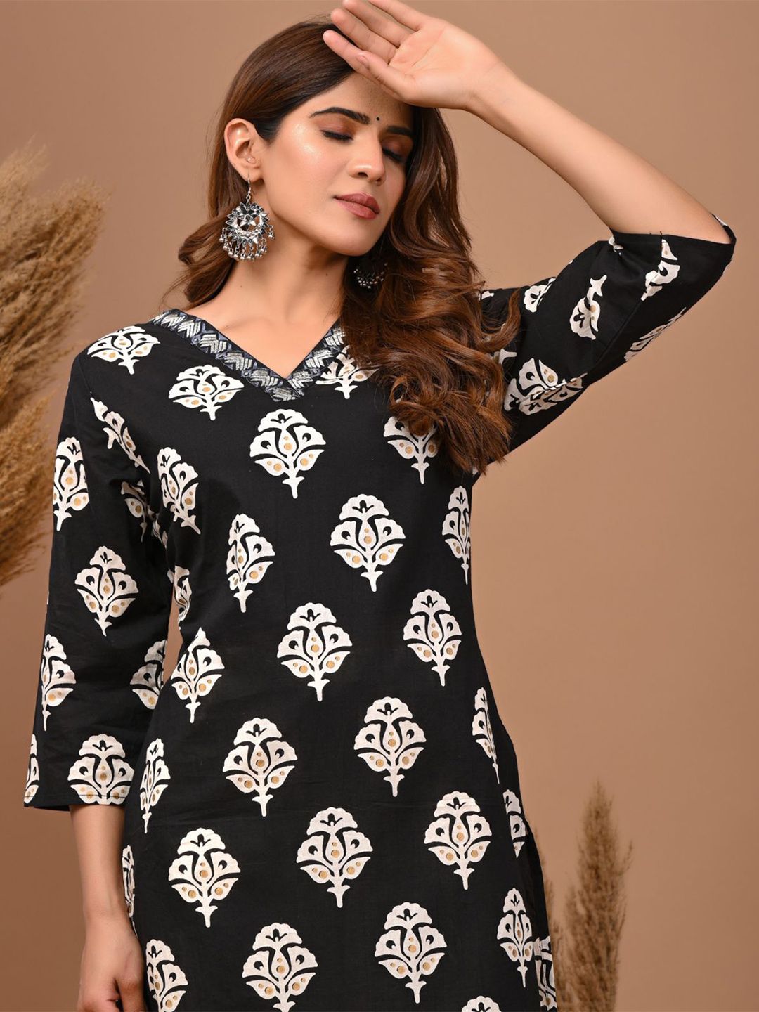 Rimeline Ethnic Motifs Printed V-Neck Three-Quarter Sleeves Pure Cotton Kurta