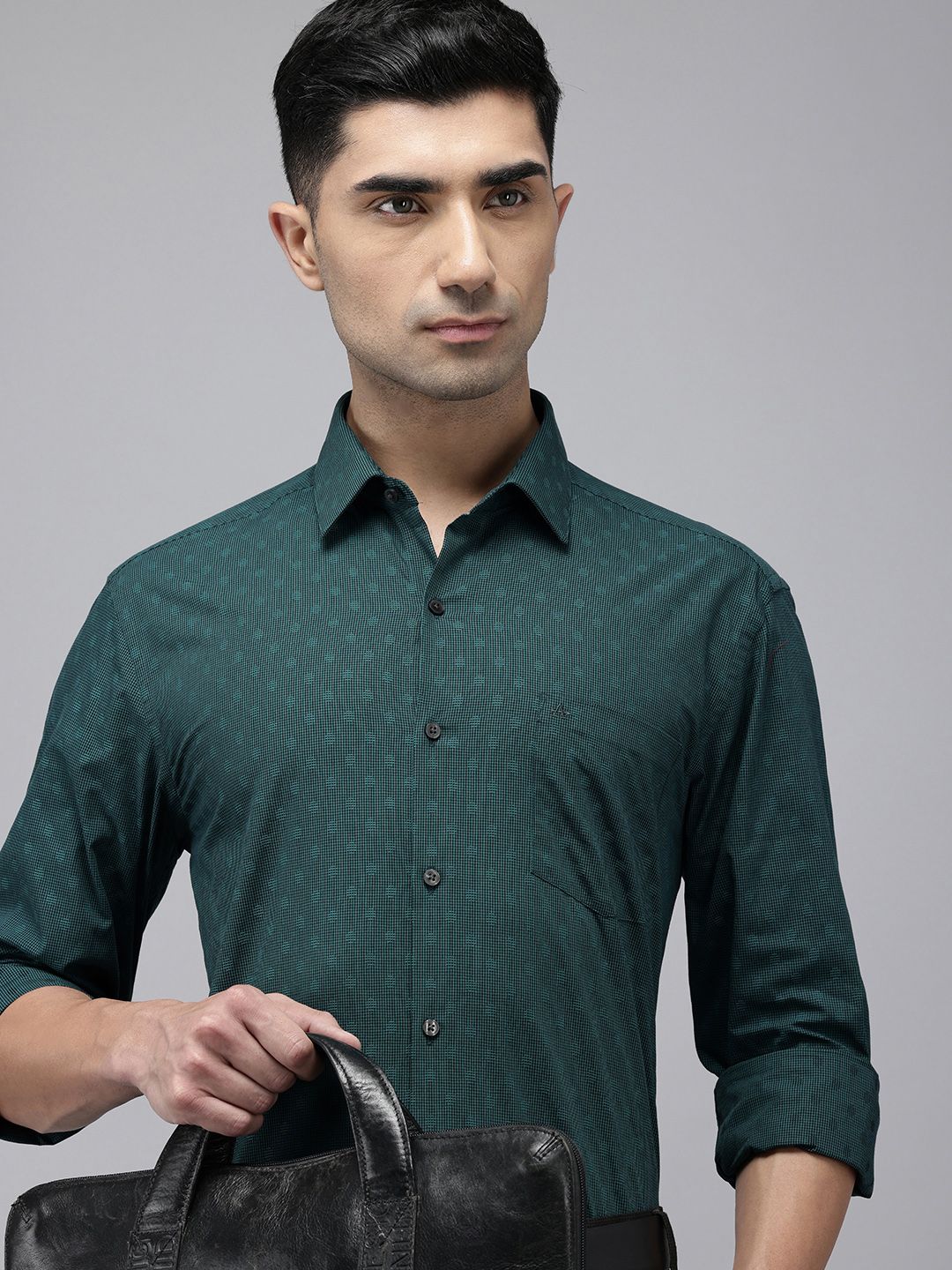 Arrow Pure Cotton Manhattan Slim Fit Micro Checks & Textured Opaque Formal Shirt