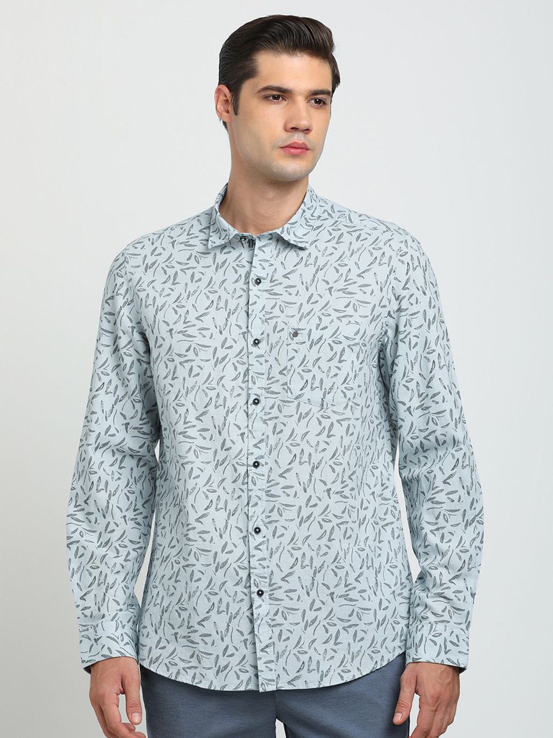 Turtle Men Floral Printed Spread Collar Casual Shirt