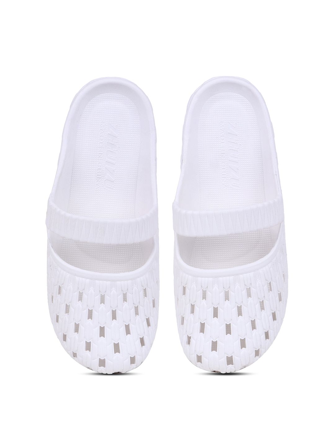 CASSIEY Women Rubber Lightweight Slip-On