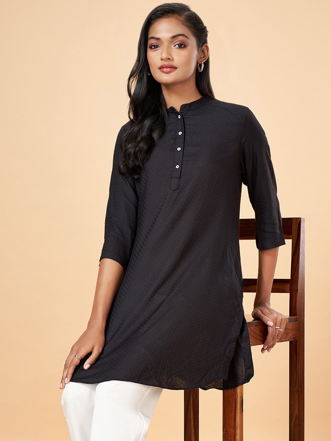 Marigold Lane Mandarin Collar Tunic