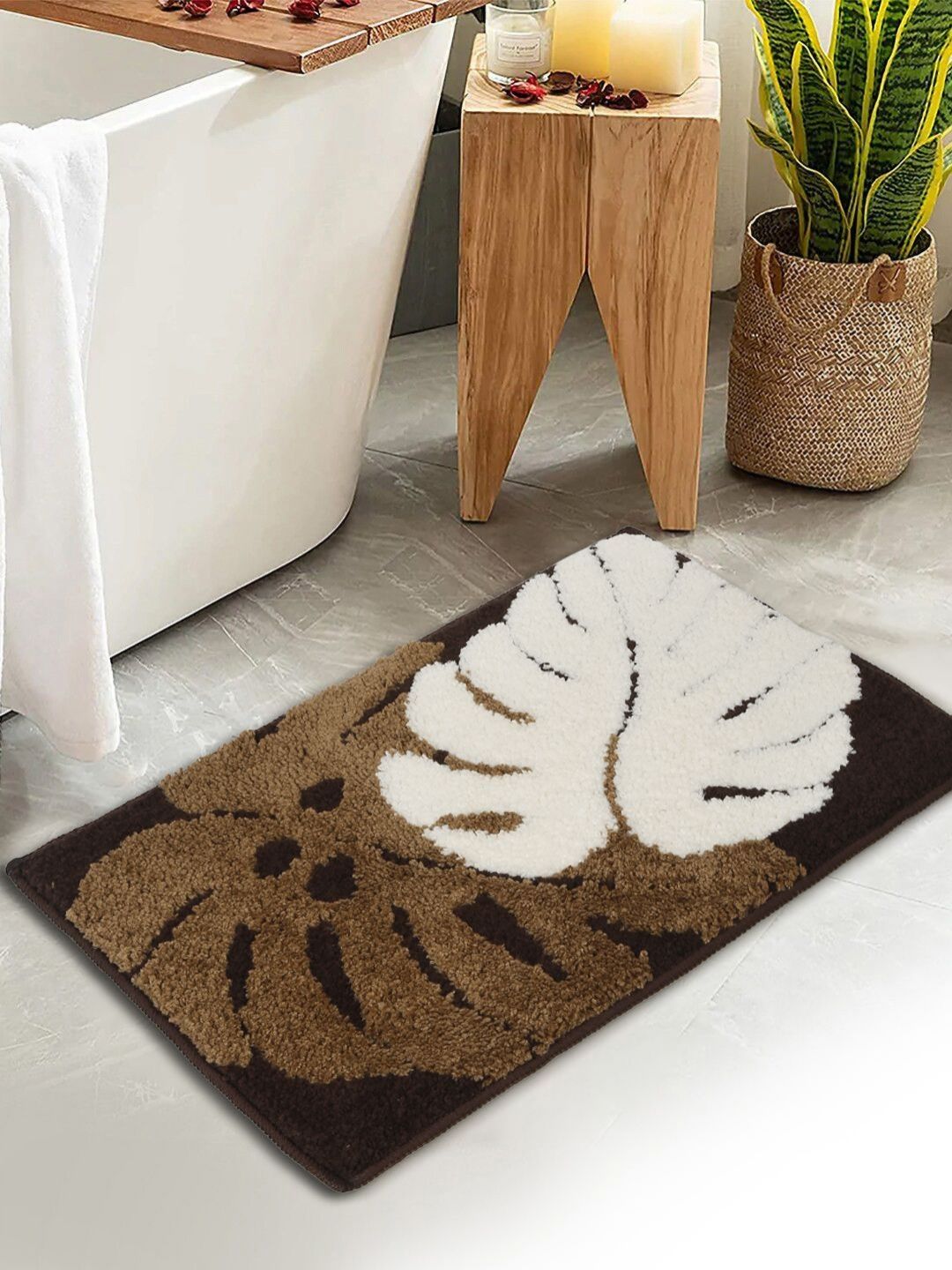 HOSTA HOMES Brown & Beige 280 GSM Anti-Skid Cotton Bath Rug