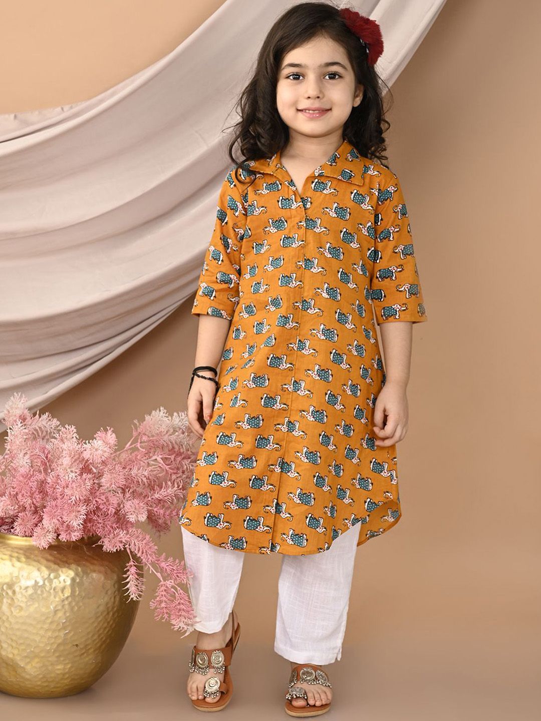 Girls Yellow Printed Shirt Collar Pure Cotton A-Line Kurta With Trouser