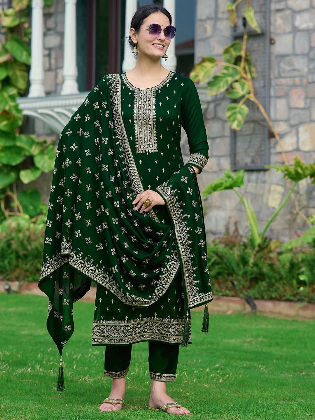 Ethnic Motifs Embroidered Sequinned Straight Republic Day Kurta with Trousers & Dupatta