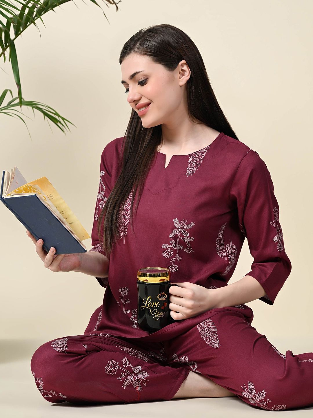 Ichaa Women Ethnic Motifs Printed Night suit