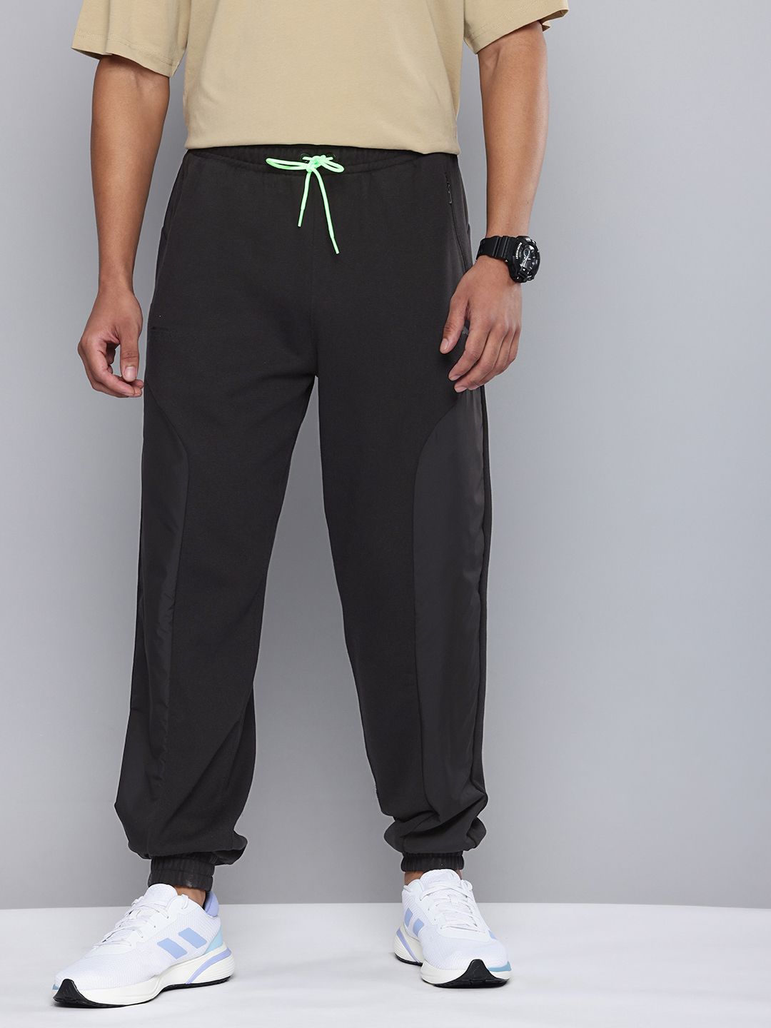 PUMA Motorsport Men Pure Cotton Mercedes-AMG Petronas F1 Statement Relaxed Fit Joggers