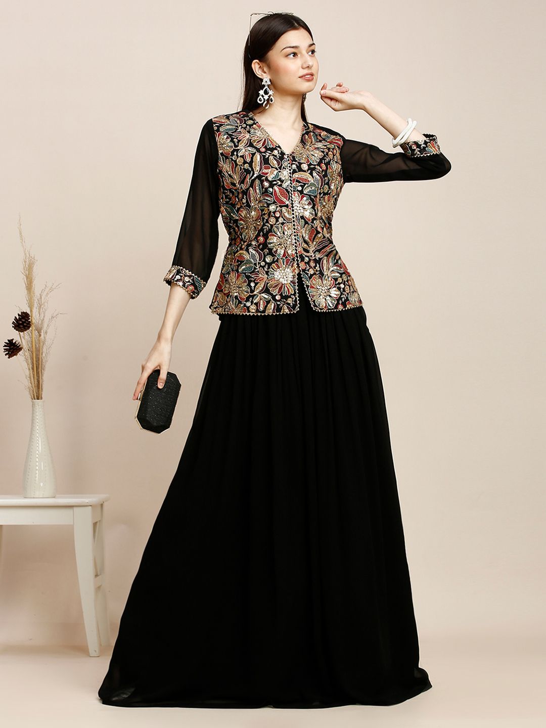 Women Embroidered Ready to Wear V-Neck Lehenga Choli 4