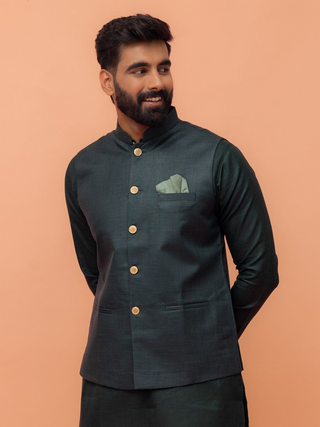 KISAH Men Green Regular Fit Mandarin Collar Solid Sleeveless Nehru Jacket