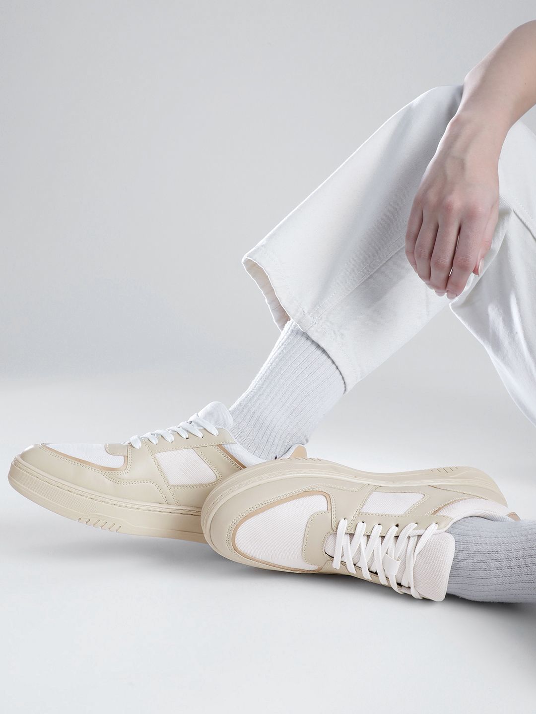 The Roadster Life Co. Women Striped Woven Design Sneakers