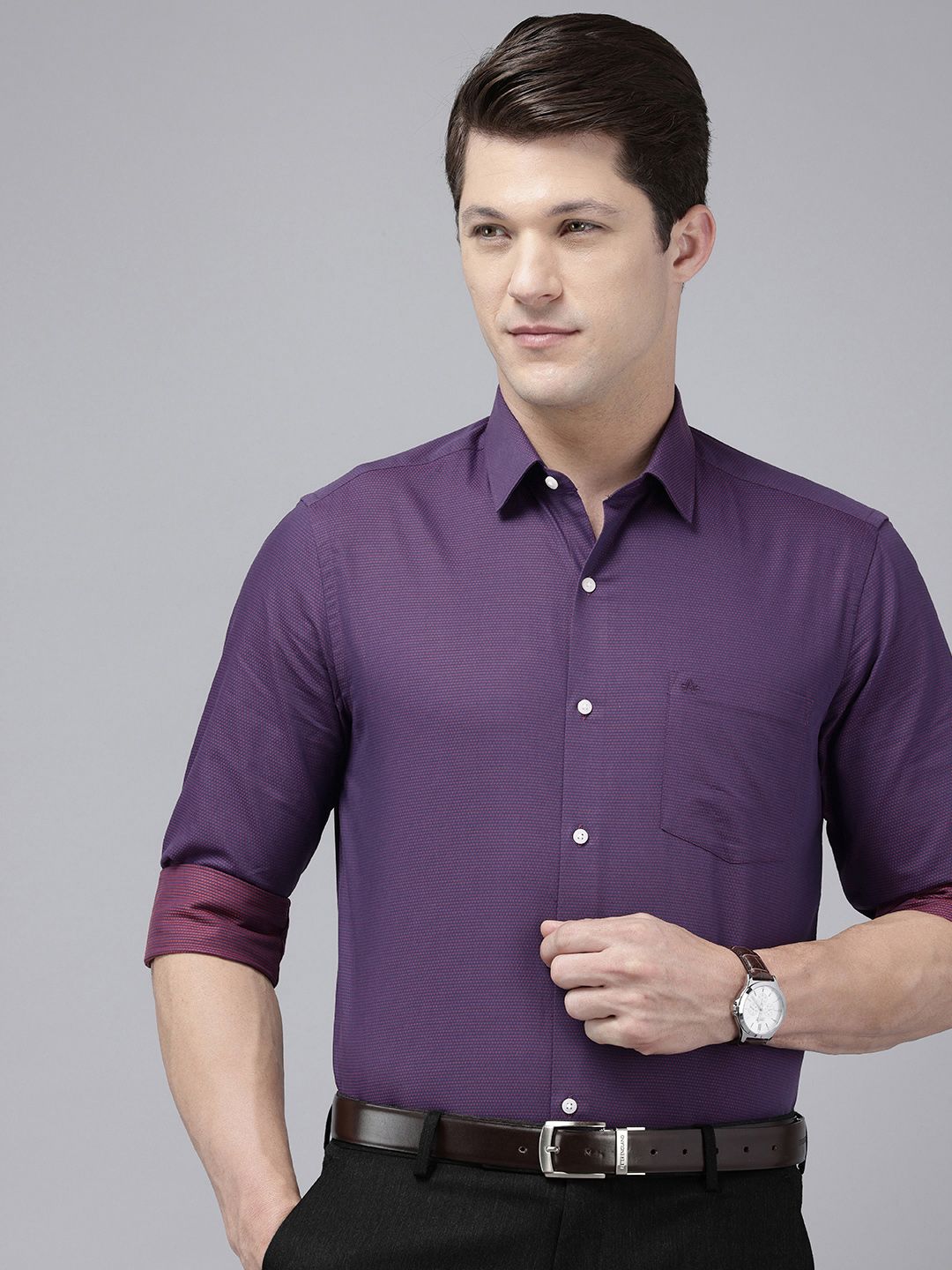 Arrow Manhattan Slim Fit Self Designed Pure Cotton Formal Shirt