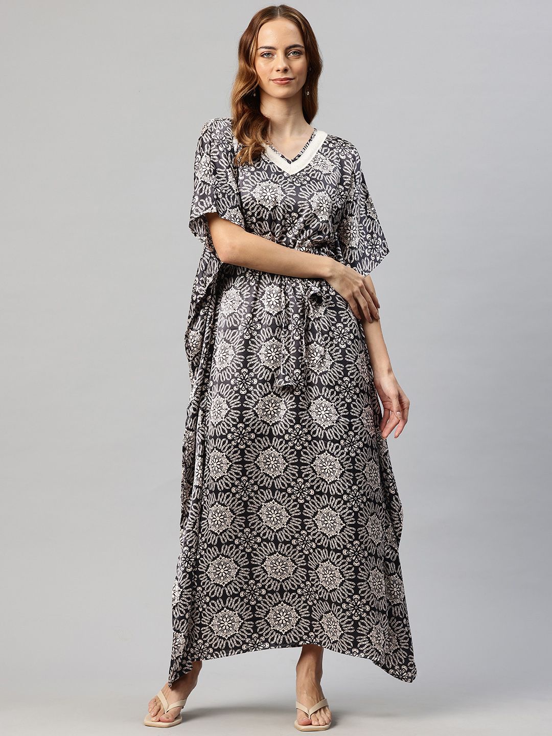 Cottinfab Ethnic Motifs Print Kimono Sleeve Crepe Kaftan Maxi Dress with Tie-Ups Detail