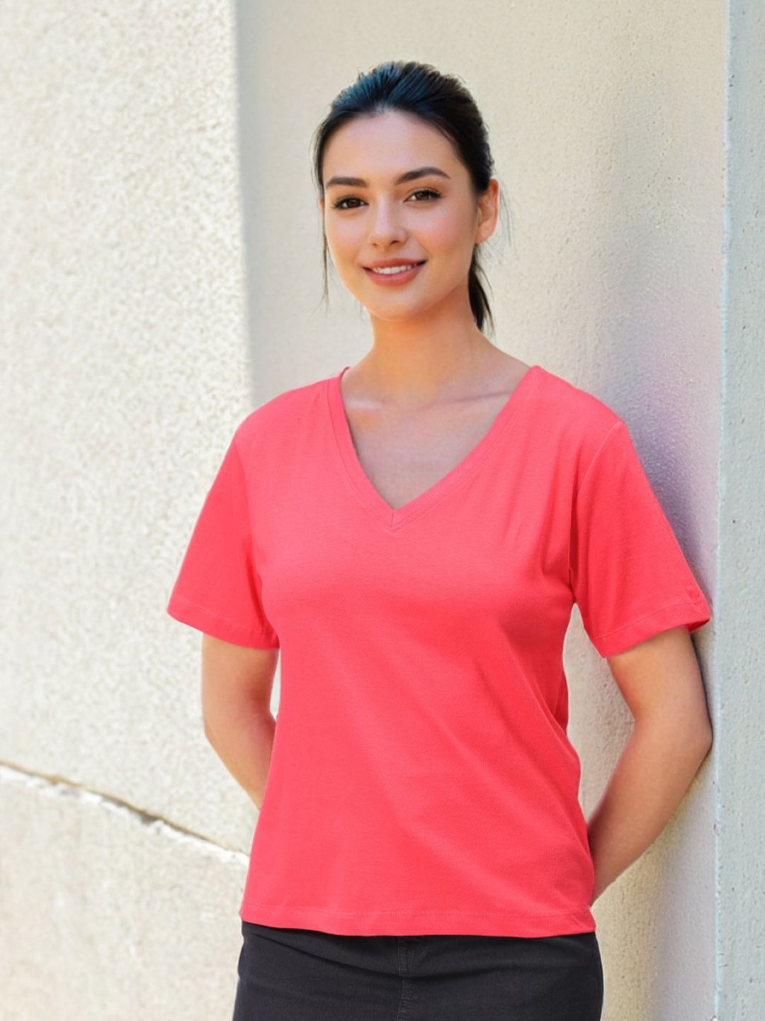 Freehand by The Indian Garage Co Women V-Neck Pockets T-shirt